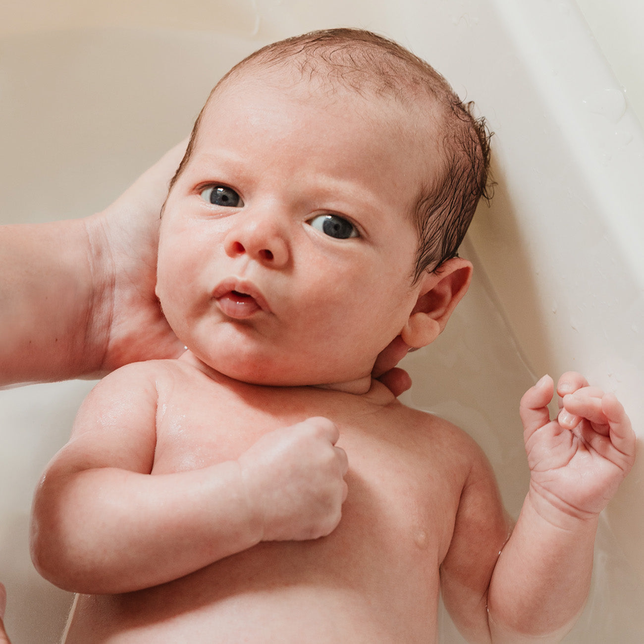 Champú costra láctea